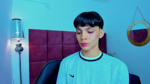 Valentino Konny y Jhon online show from 04/07/26, 10:09