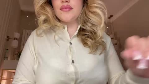 Stephanie online show from 03/22/26, 08:56