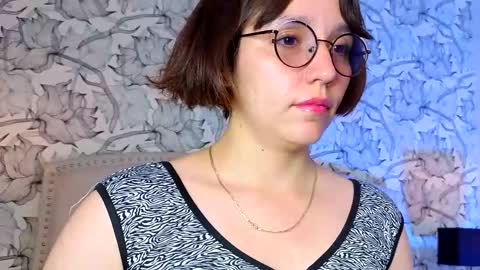 Eliza online show from 05/22/26, 08:03