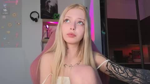 Elizabeth online show from 02/16/26, 02:24