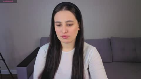 Elizabet online show from 04/16/26, 01:17