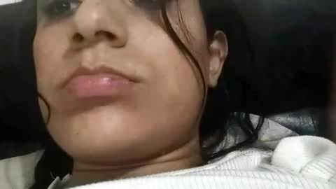 Elizabet Taylor online show from 12/22/25, 02:30