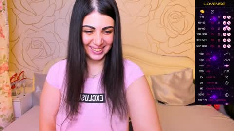 Snapshot of elizabetalee chatting on 01/14/25, 03:47 Eliza online show from 01/14/25, 03:47