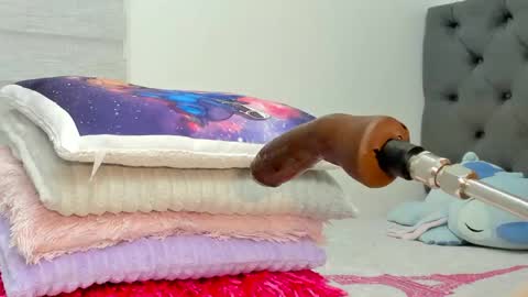 ELIZA online show from 05/01/26, 03:22