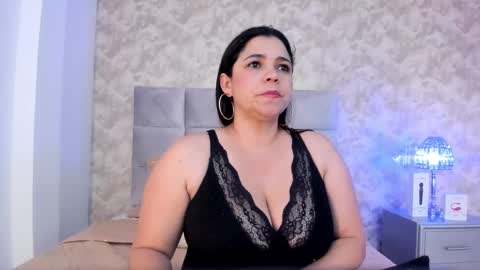 Elizabeth online show from 01/10/25, 08:59