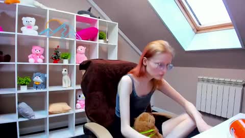 Elizabeth online show from 01/02/25, 04:09