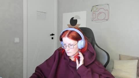 Elizabeth online show from 01/15/26, 01:43