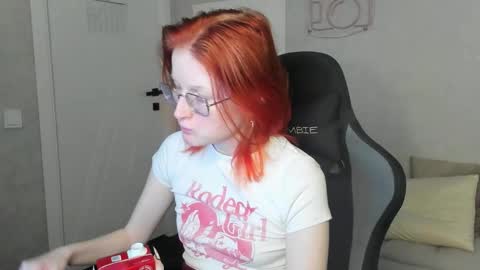 Elizabeth online show from 01/16/26, 01:31