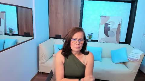 Snapshot of elizabeth_muse chatting on 07/13/26, 11:57 Elizabeth online show from 07/13/26, 11:57
