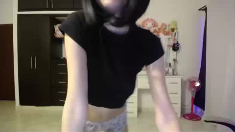 Snapshot of elizabeth_rose02 chatting on 09/18/25, 11:40 Elizabeth online show from 09/18/25, 11:40