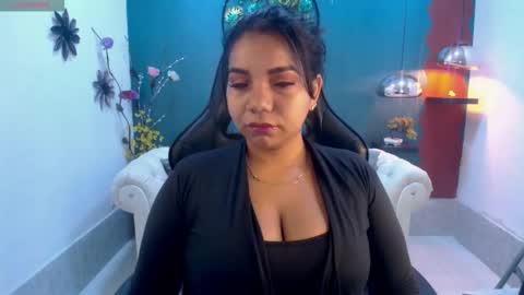 Elizabeth  online show from 03/16/26, 11:25