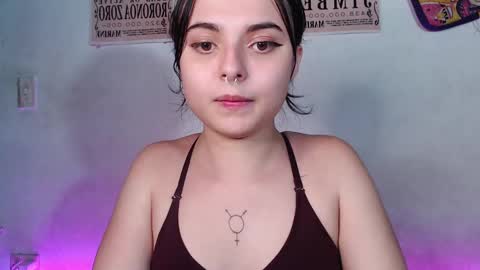 Elizabeth Taylor online show from 01/06/25, 03:09