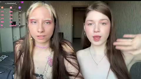 elizabethh_brown online show from 07/01/26, 01:24