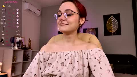 Elizabet online show from 11/29/25, 10:02