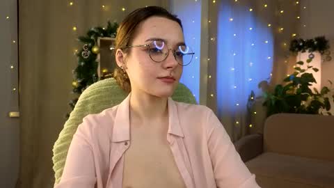 Elizabet online show from 12/20/25, 10:06