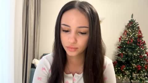 Mia online show from 01/14/26, 09:37