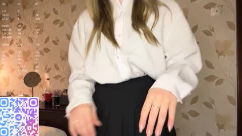 Mia online show from 02/12/26, 05:08