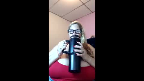 Elizabeth online show from 04/15/26, 10:32