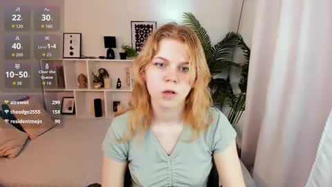 Elizabeth online show from 05/10/26, 05:51