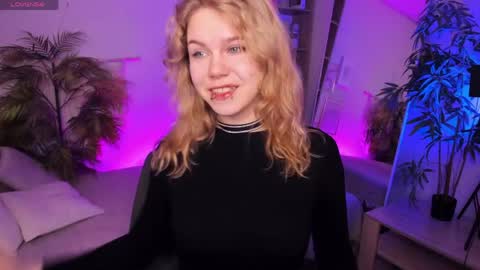 Elizabeth online show from 05/17/26, 05:16