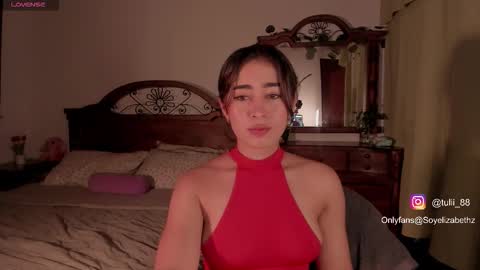 Snapshot of elizabethz chatting on 09/22/25, 12:56 Tuli online show from 09/22/25, 12:56