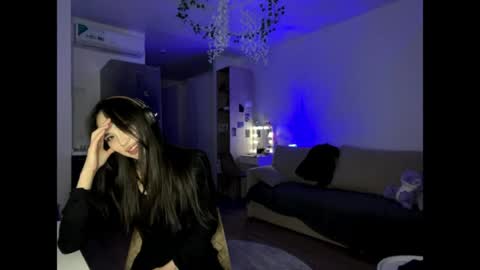 Elizabet online show from 04/16/26, 09:39