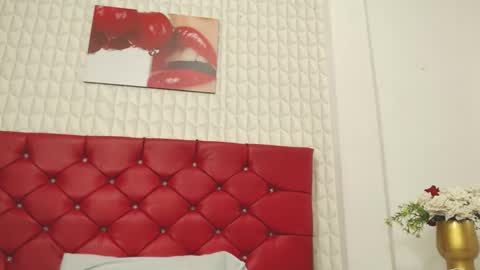 elizabetth_roman online show from 01/07/26, 08:11