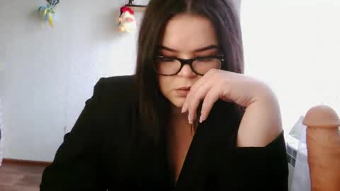 Snapshot of elizamoonlight chatting on 06/04/26, 09:15 elizamoonlight online show from 06/04/26, 09:15