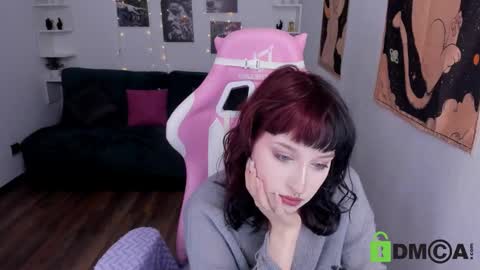 Snapshot of elizanik chatting on 03/09/25, 12:53 Eliza online show from 03/09/25, 12:53