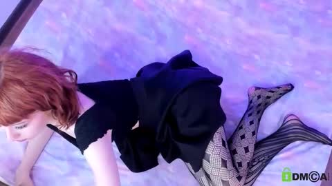 Snapshot of elizanik chatting on 09/11/25, 08:42 Eliza online show from 09/11/25, 08:42