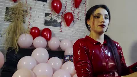   online show from 03/12/25, 05:24