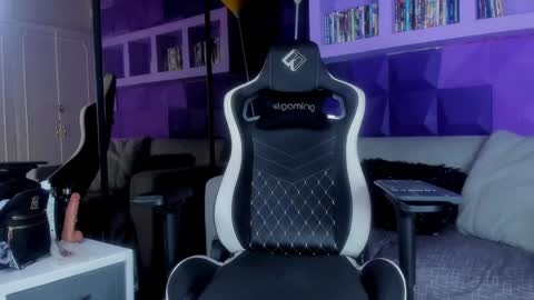 elizbeth_777 online show from 02/07/25, 02:15