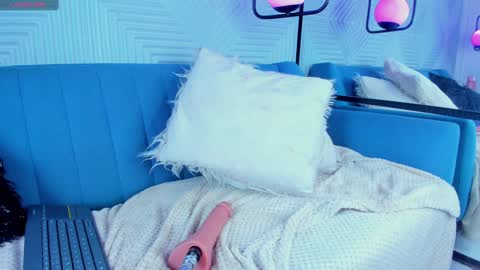 elizbeth_777 online show from 02/07/25, 11:55