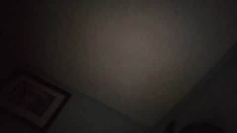 eljim323323 online show from 11/08/25, 10:04