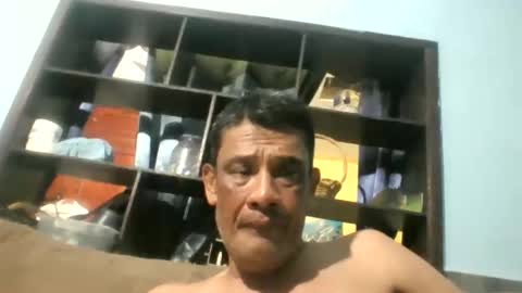 eljim323323 online show from 04/20/26, 07:44