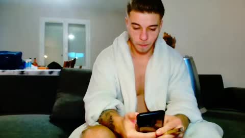 elkafit28 online show from 12/18/24, 08:09