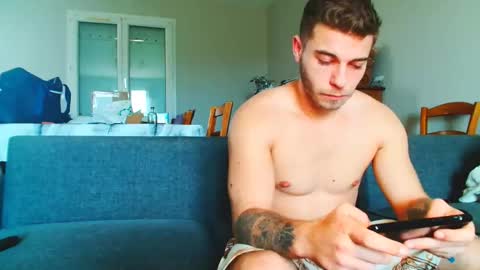 elkafit28 online show from 04/15/26, 12:01