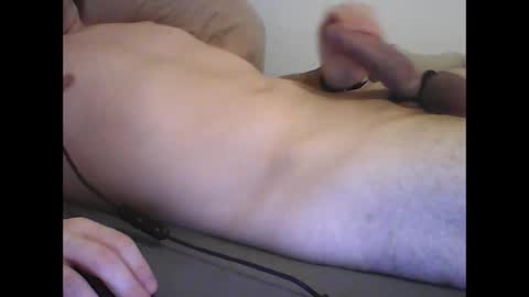 Snapshot of elky86 chatting on 03/09/26, 07:51 elky86 online show from 03/09/26, 07:51