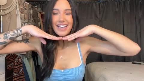 Ella online show from 03/26/26, 02:11