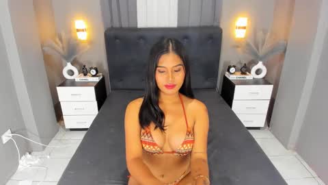 Snapshot of ella______ chatting on 12/02/24, 08:22 Ella online show from 12/02/24, 08:22