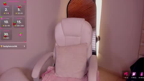 Ella Olmos  online show from 04/17/26, 03:04