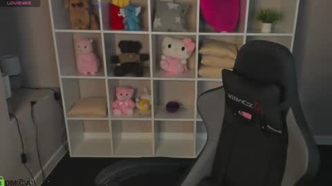 Ella online show from 07/05/26, 04:58