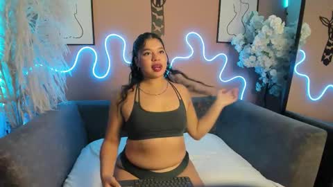 Ella online show from 11/22/25, 12:15