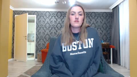 Snapshot of ella_max_live chatting on 01/14/25, 08:20 Ella Max online show from 01/14/25, 08:20