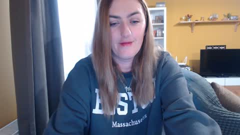 Snapshot of ella_max_live chatting on 01/28/25, 07:00 Ella Max online show from 01/28/25, 07:00