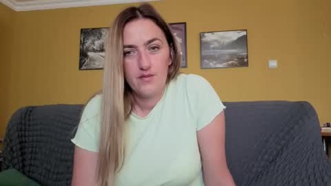 Snapshot of ella_max_live chatting on 09/16/25, 05:41 Ella Max online show from 09/16/25, 05:41