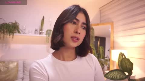 ELLA OWEN online show from 03/23/26, 11:31