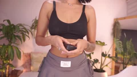 ELLA OWEN online show from 03/28/26, 05:23