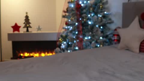 Snapshot of ella_twinkle chatting on 01/09/25, 11:56 Ella online show from 01/09/25, 11:56