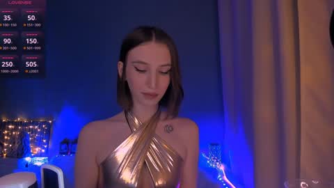 Snapshot of ellaamber chatting on 01/20/25, 08:50 ellaamber online show from 01/20/25, 08:50